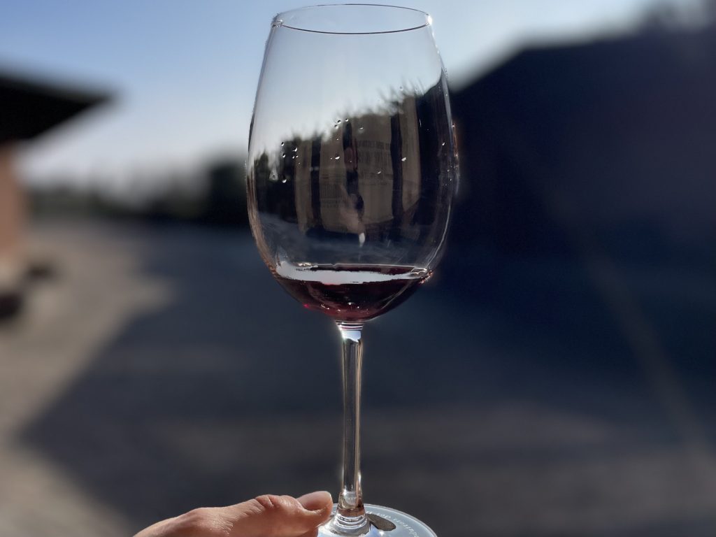 Un calice di Boca DOC di Podere ai Valloni